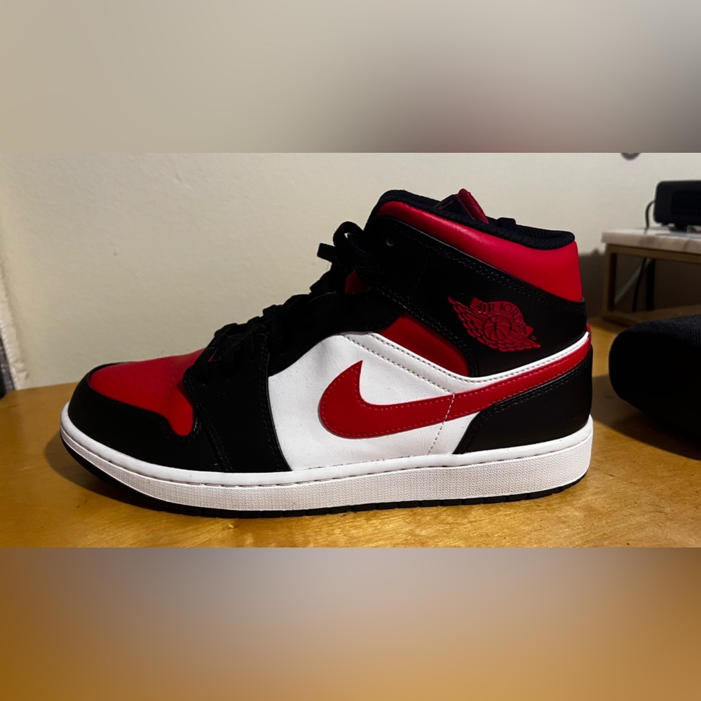 Jordan 1 - Mid